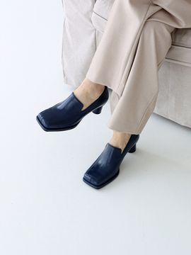 MOL:pin Du Pumps_Blue
