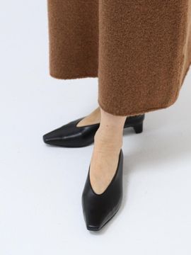 MOL:pin sand pumps hill_24517_black