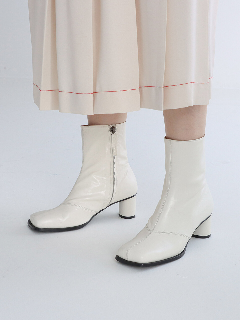 MOL:pin Ze Ankle Boots