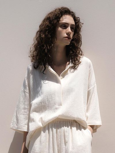 MOMET Surfy Collar Textured Cotton Blouse [Cream]