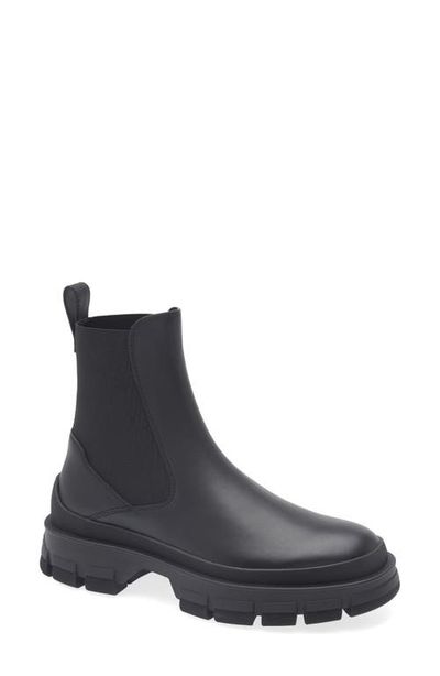 Moncler Moncler Hevea Lug Sole Chelsea Boot
