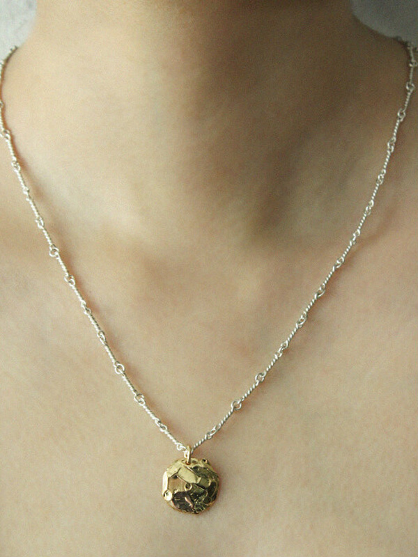 MONDAM Painting Necklace