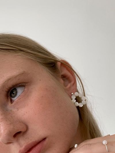 MONDAY EDITION Circle Seashell Earrings
