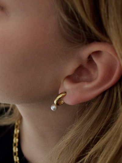 MONDAY EDITION Holiday Oval And Pearl Earrings