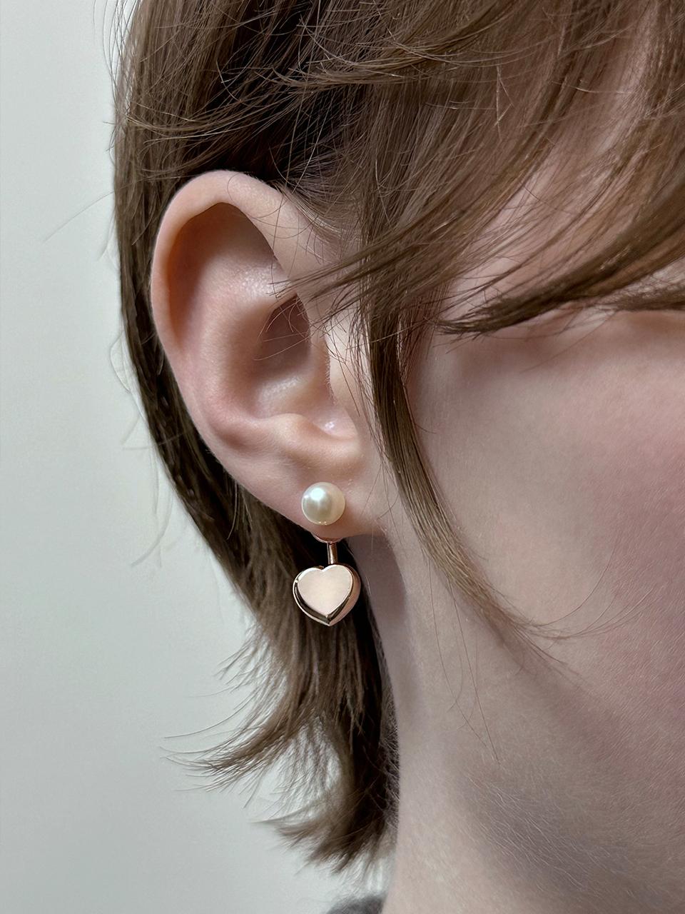 MONDAY EDITION Pearl And Valentine Heart Earrings