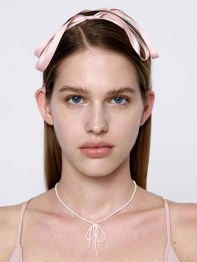 MONDAY EDITION Pearl Bow Necklace