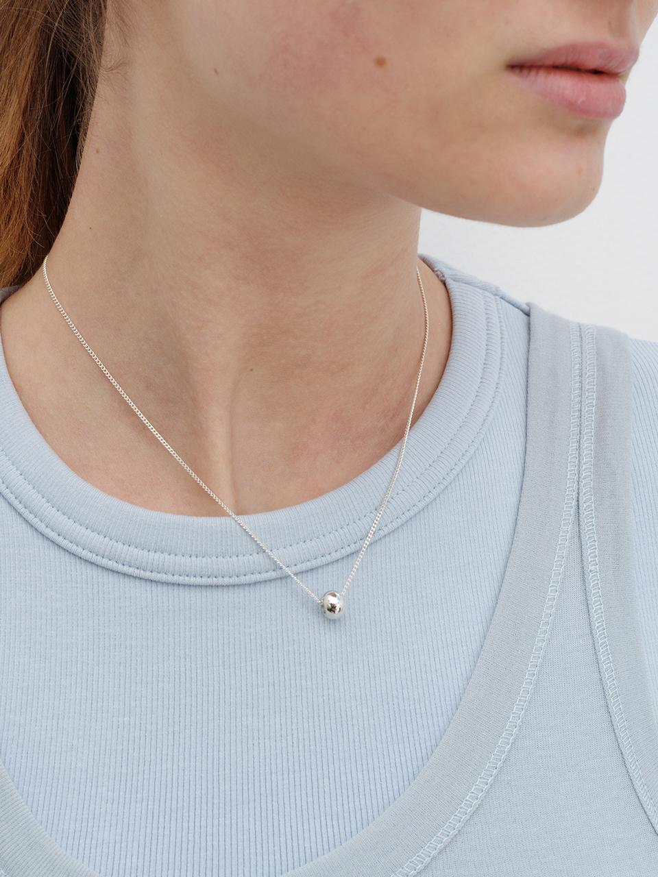 MONDAY EDITION Petite Ring Pendant Silver Necklace
