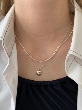 MONDAY EDITION Pounding Heart Simple Necklace