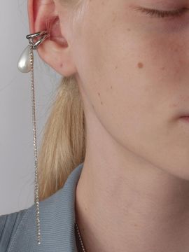 MONDAY EDITION Teardrop Pearl Crystalline Ear Cuff (Set)