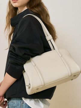 monde monde Crinkle Leather Medium Shoulder Bag [Ivory]