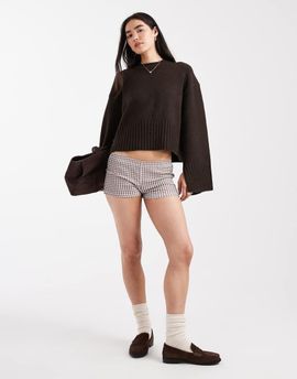 Monki Monki crew neck knit sweater with ribbed cuffs and hem detailing in dark chocolate brown