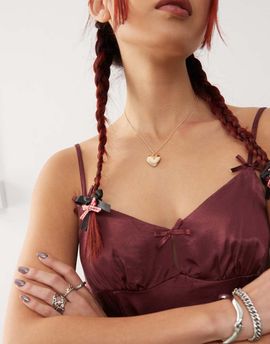 Monki Monki heart pendant necklace in gold