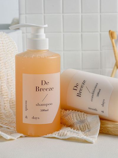 month&days Perfume Care Shampoo De Breeze