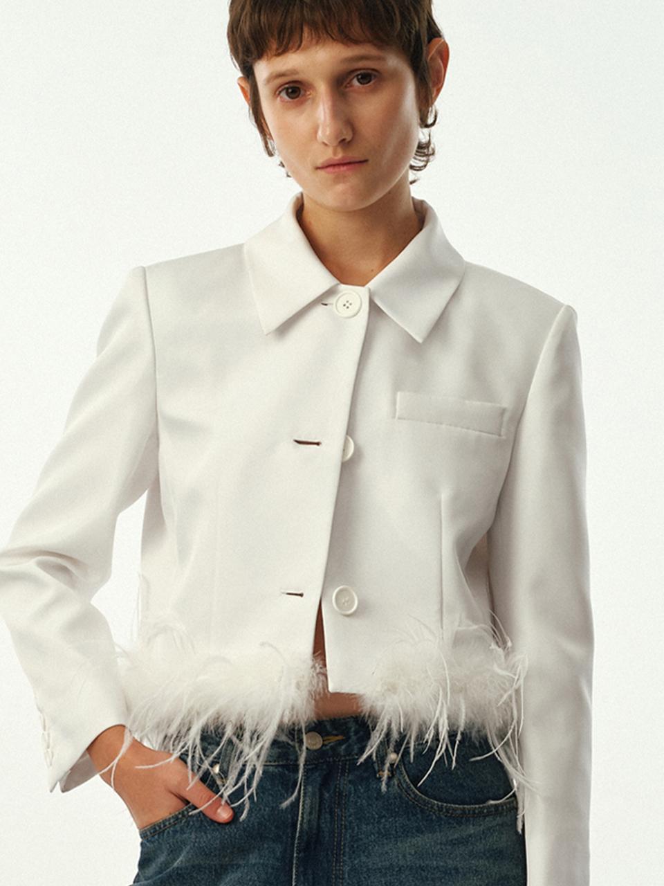MOONSUN Ostrich Hair Cropped Jacket / White