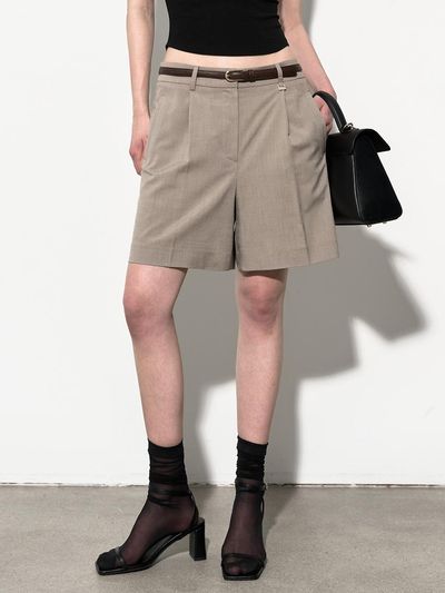 MOONT Semi-Low Rise Pin-tuck Bermuda Shorts (Belt Included)