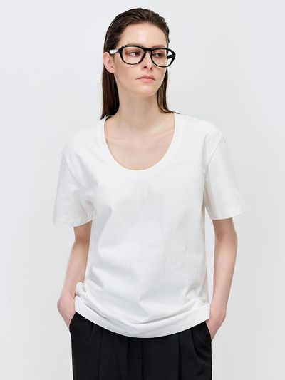 MOONT U-neck Half Sleeve T-shirt