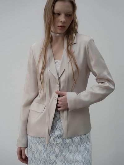 MORCEAU PAR MORCEAU Glossy Slim Rayon Polyester Jacket [ASH beige]