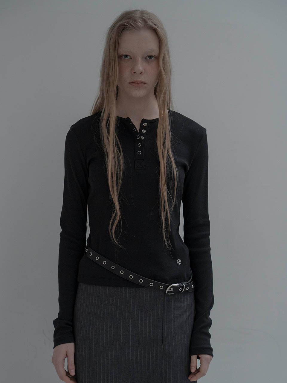 MORCEAU PAR MORCEAU Ribbed Henley Neck Cotton Spandex T-shirt [BLACK]