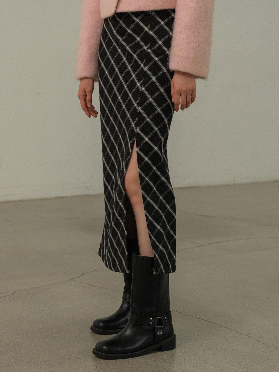 MORCEAU PAR MORCEAU Slit Check A-line Maxi Skirt [Beige]