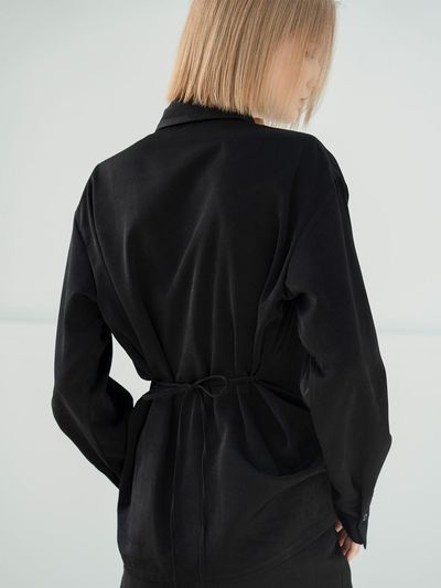 MORCEAU PAR MORCEAU Strap Loose-fit Blouse_BLACK