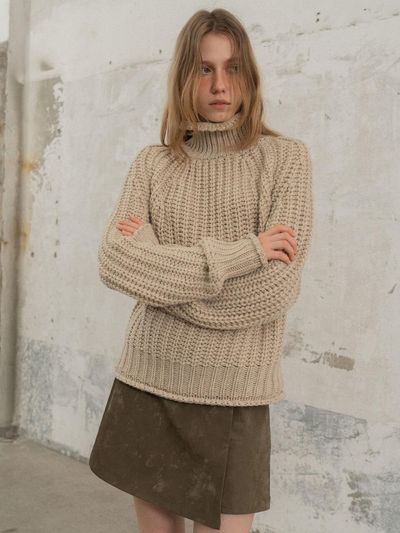 MORCEAU PAR MORCEAU Wool Hachi Oversized Turtleneck Knit [Beige]