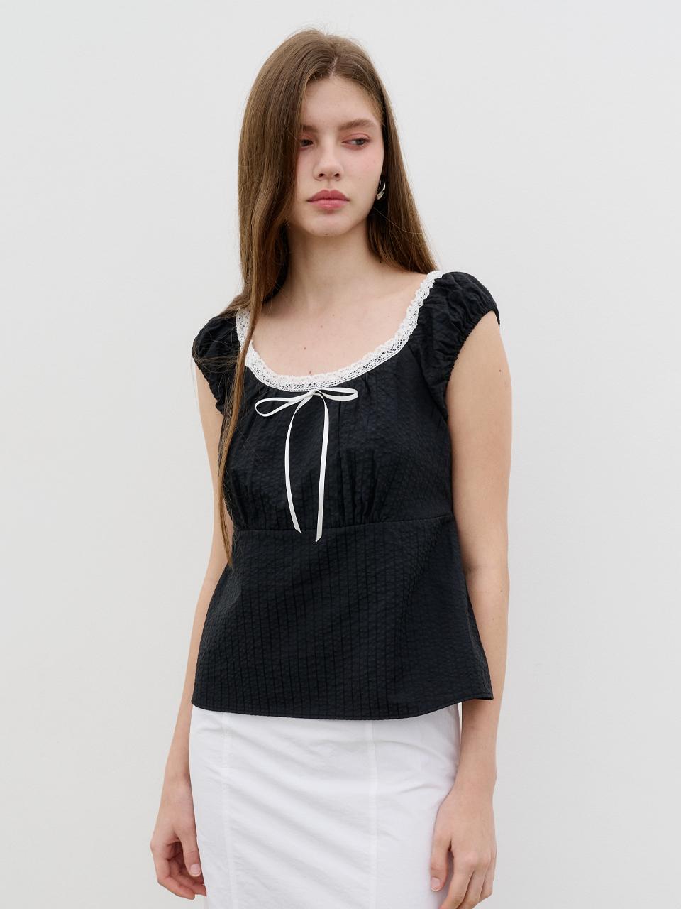 MORELIKEIT Airy Ribbon Off-shoulder Blouse [Black]