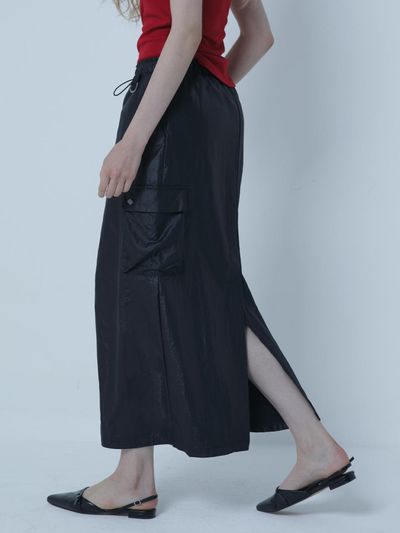 MORELIKEIT GLOSSY CARGO LONG SKIRT BLACK