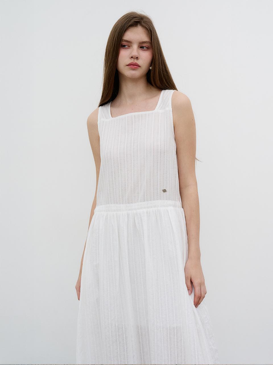 MORELIKEIT Lace Square Maxi Dress [White]