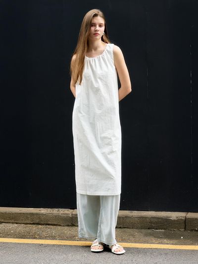 MORELIKEIT Two-way Shirred Sleeveless Dress [White]