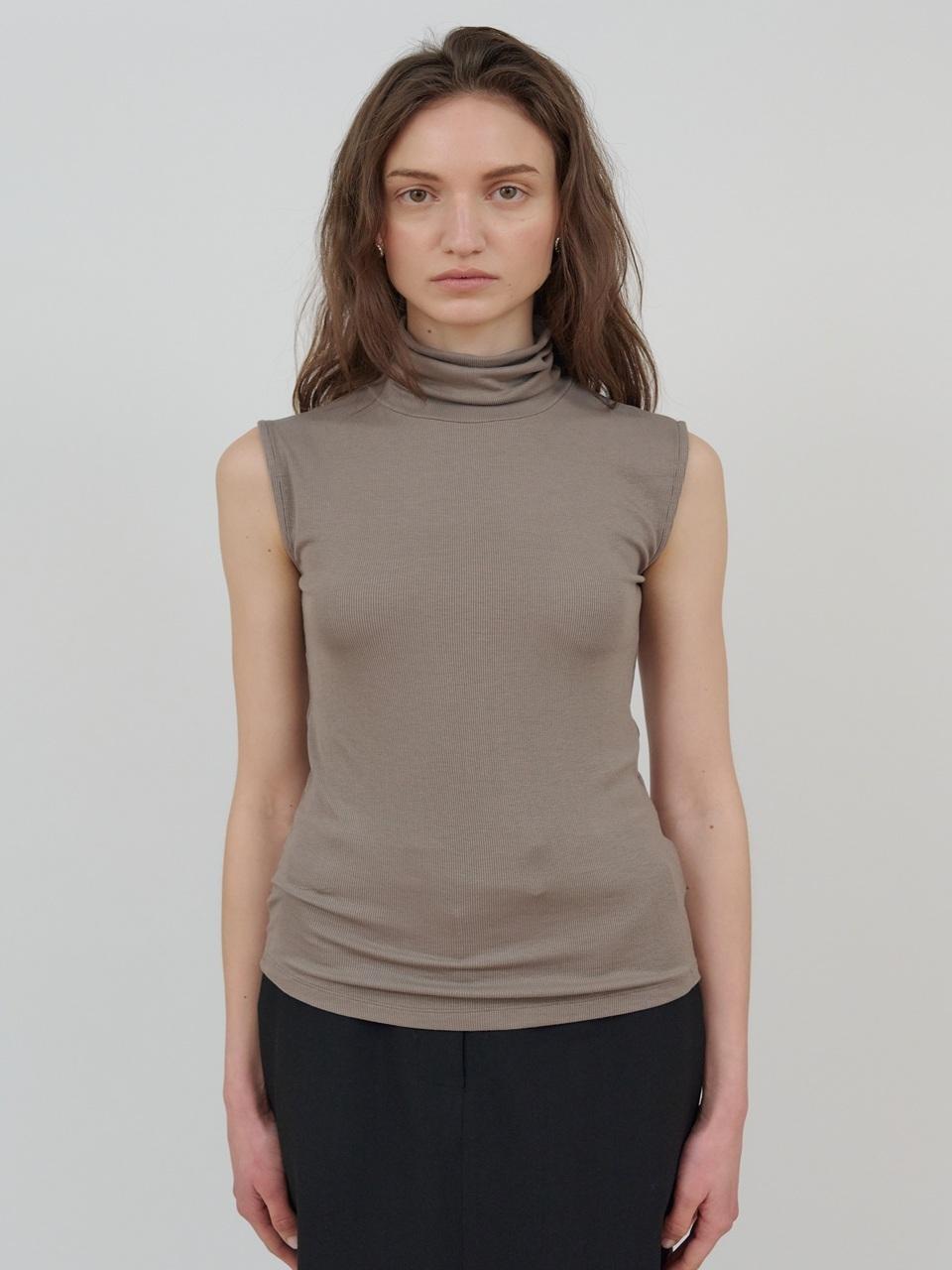 MUARMUS Roll-neck Sleeveless T-Shirt [Brown]