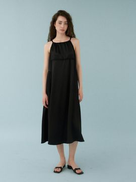 MUARMUS Satin Dress [Black]