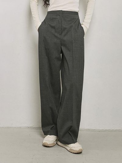 mu:arvo Modern Stripe Tuck Detail Pants [Grey]