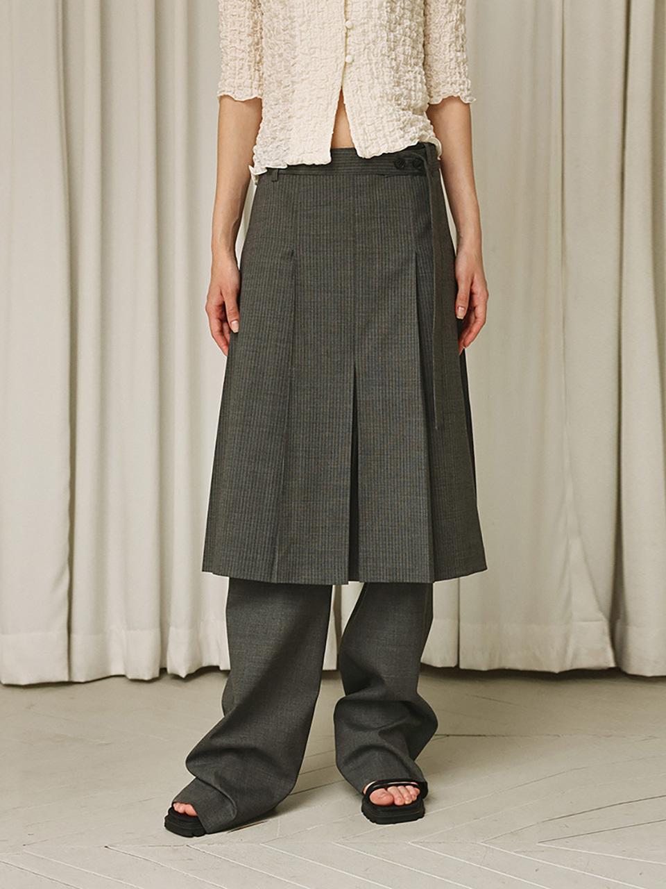 mu:arvo Striped Belted Pleated Skirt [Grey]