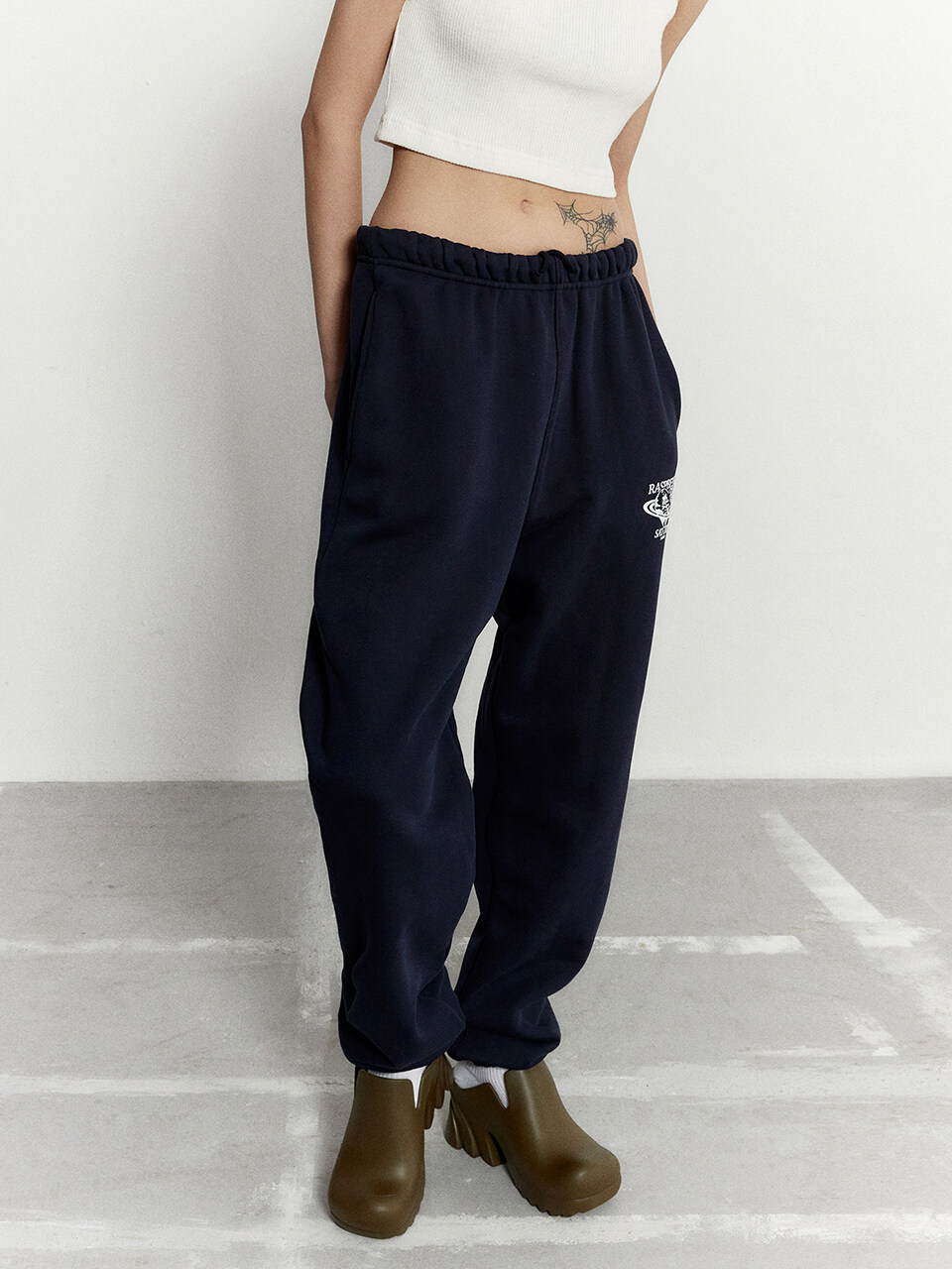 MUDIDI Raspberry Jogger Pants 001 (Navy)