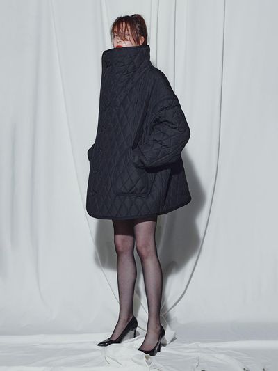 MUNN BLACK FUNNEL NECK QUILTING JUMPER