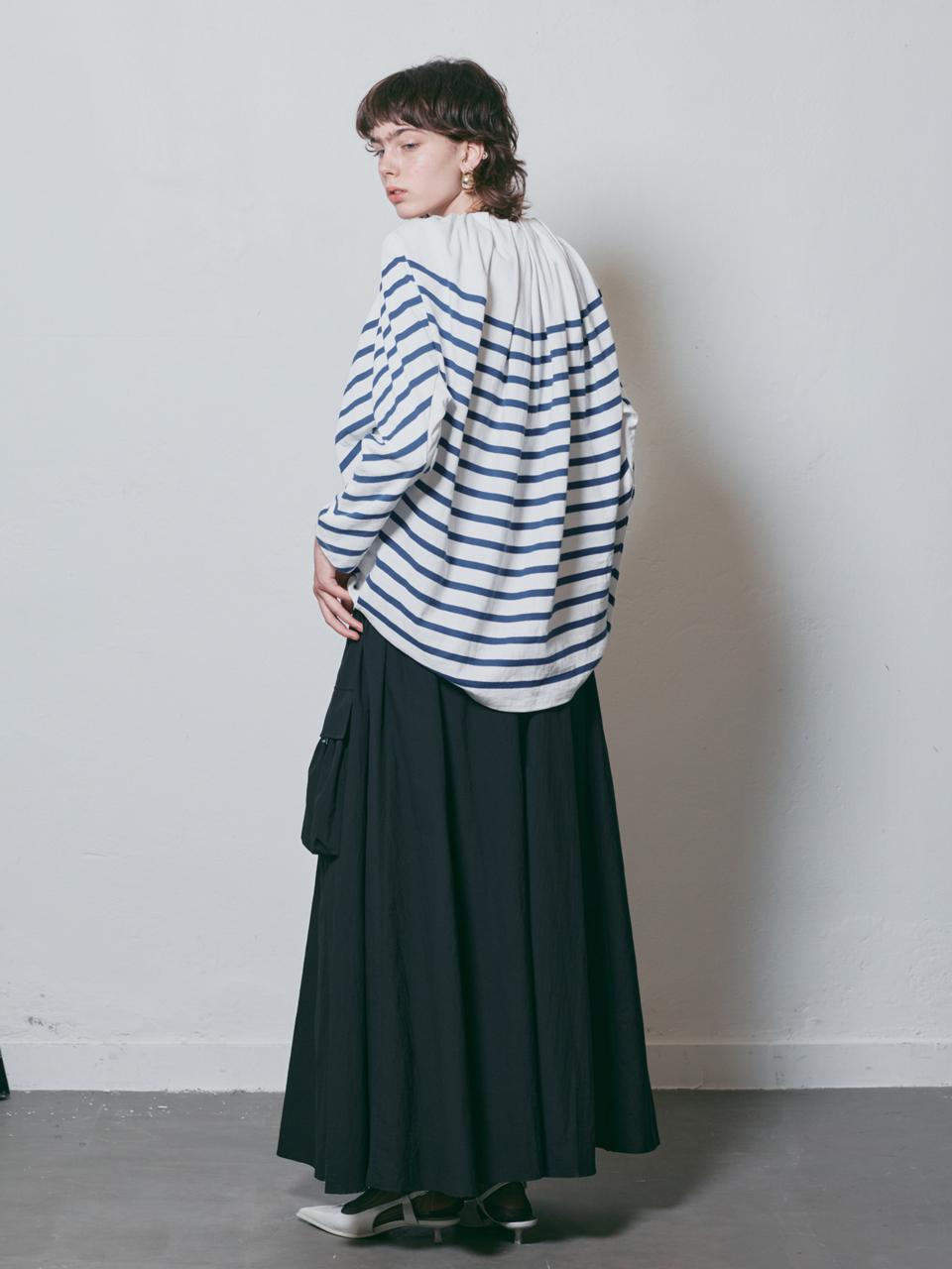 MUNN BLUE STRIPE SHIRRED NECK LOGO LONGSLEEVE