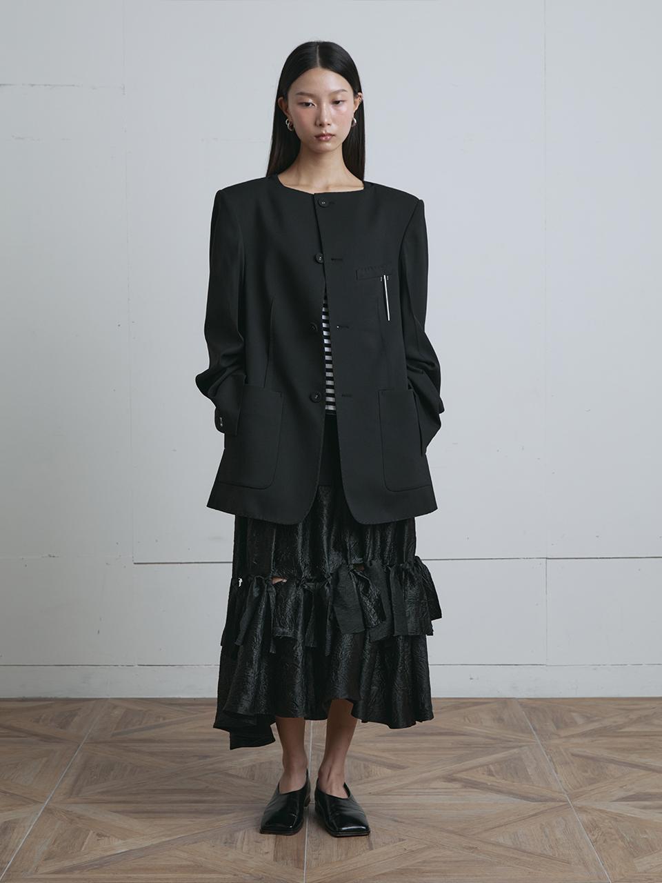MUNN Fixed Handkerchief Back Boatneck Jacket [Black]