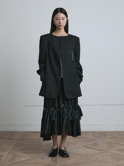 MUNN Fixed Handkerchief Back Boatneck Jacket [Black]