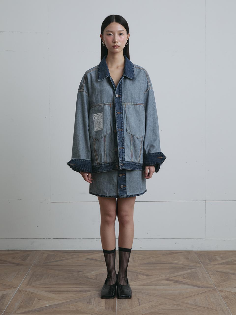 MUNN Reversed Contrast Button Up Denim Midi Skirt [Blue]