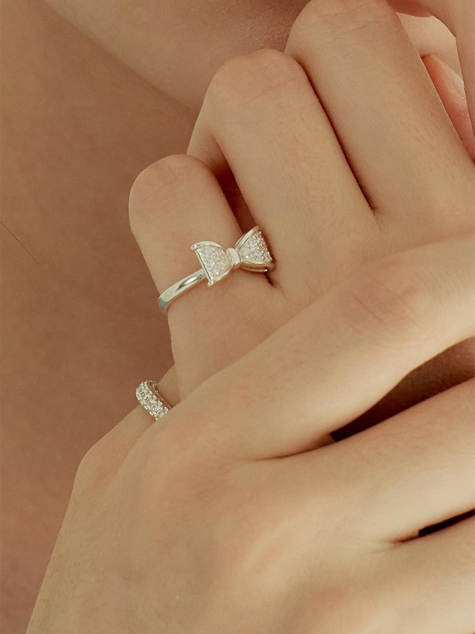 murmur 925 Sterling Silver Cubic Zirconia Ribbon Ring