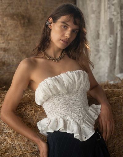 Muse Assembly Muse Assembly broderie anglaise asymmetric bandeau top in white