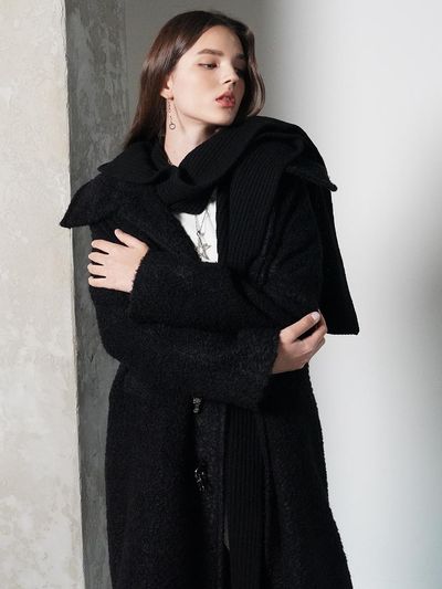 MUSE BY ROSE ORSO Merino Wool Hooded Muffler [Black]