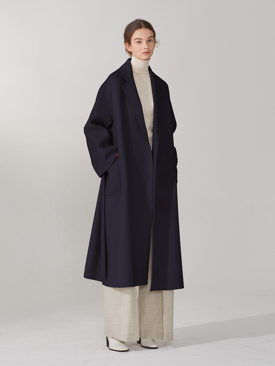 MUSEE Cashmere Blend Handmade Coat_Royal Navy