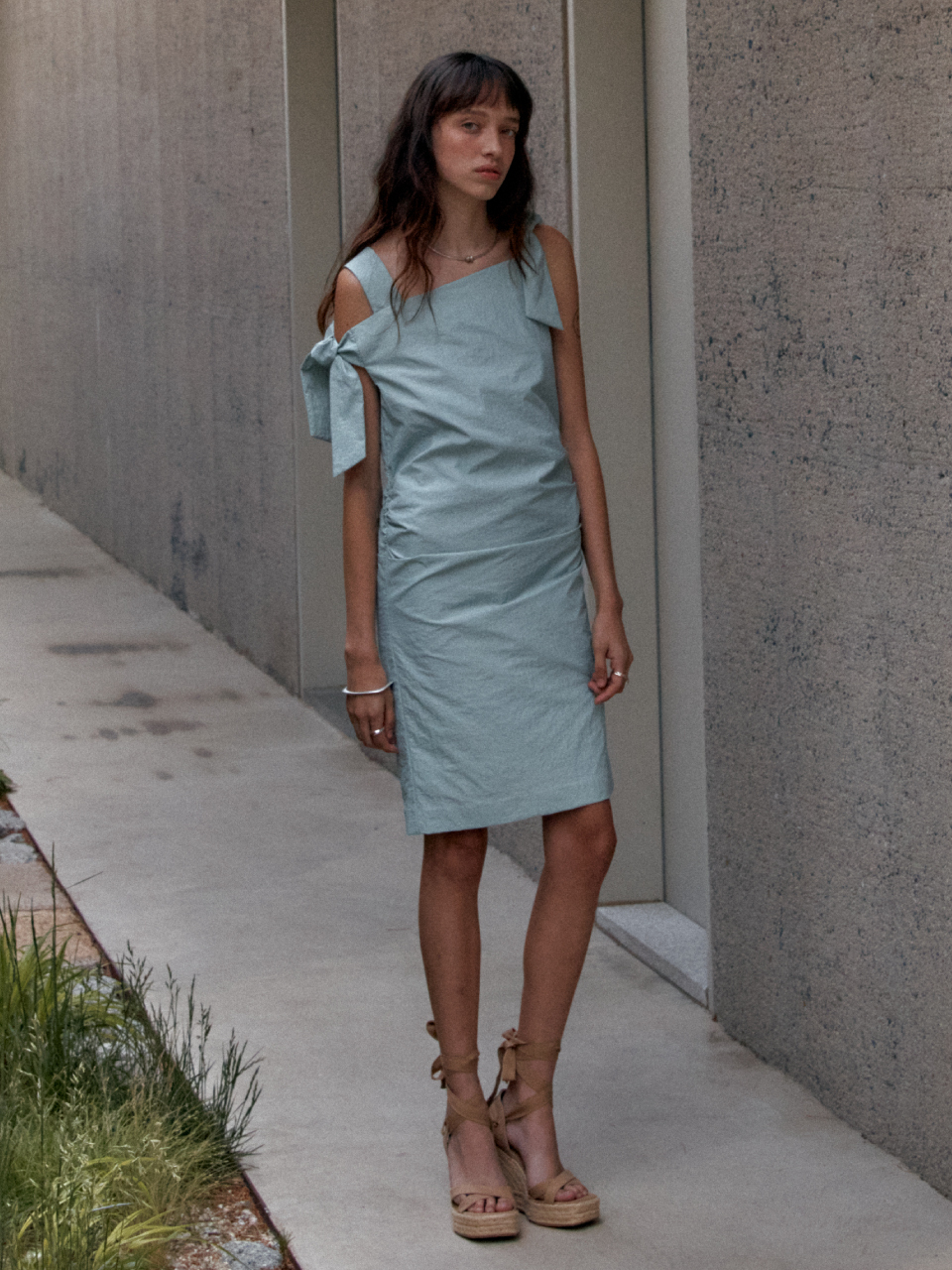 MUSEE ROUGE Waist Side Shirring Nylon Sleeveless Dress