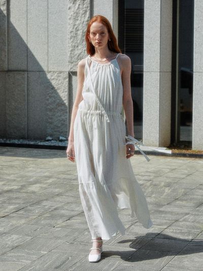 MUSEE VALERIO Neck String Point Sleeveless Pleated Dress