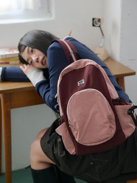 muwm Versatile Sustainable Recycled Nylon Sling Backpack [RED]