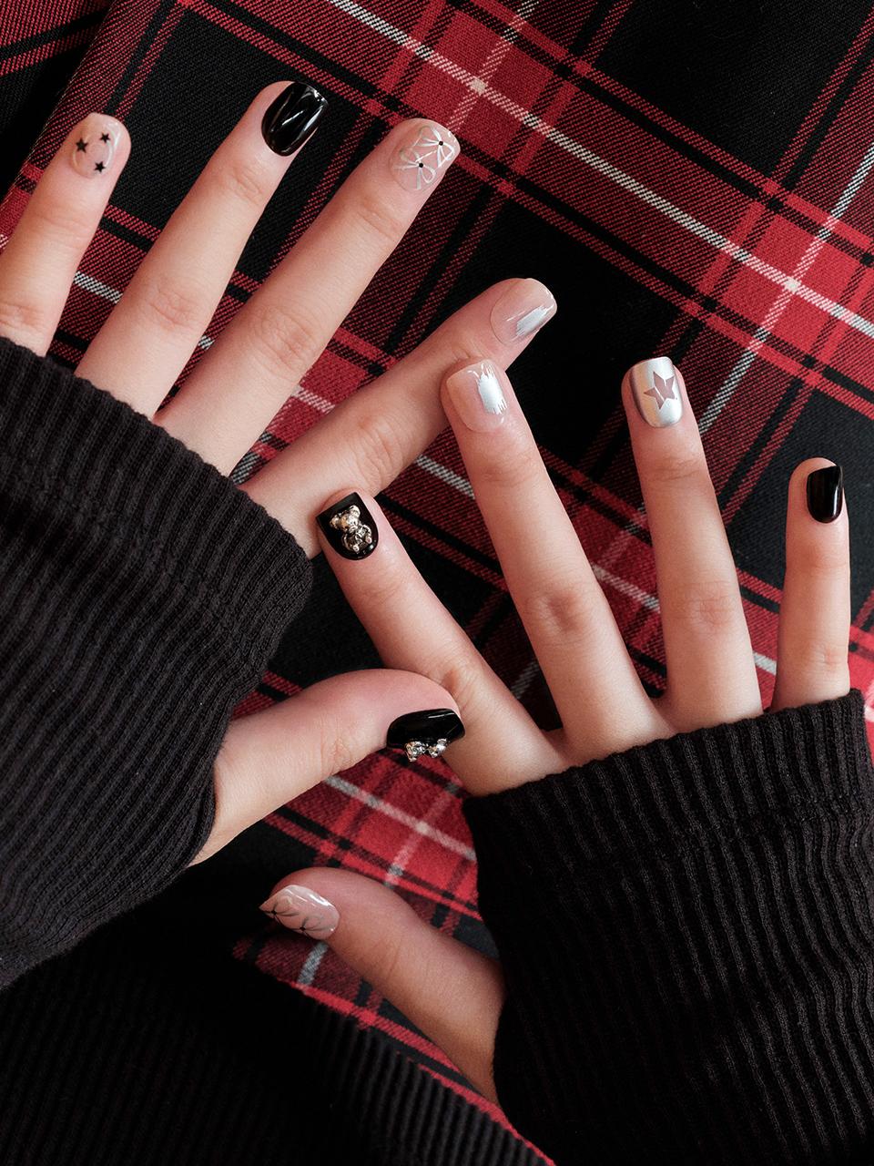 MUZMAK Resizable Nail Tip Grunge Bear (Short Square)