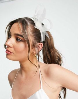 My Accessories My Accessories London fascinator headband in cream-White