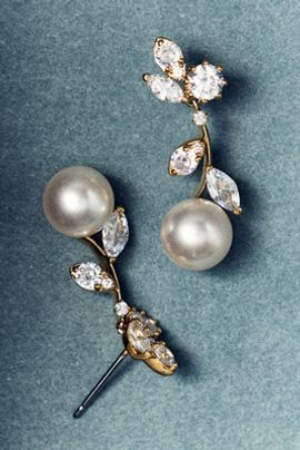 NADRI Baby's Breath Vine Earrings