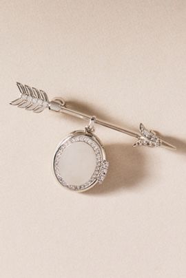 NADRI Ceremony Lock Arrow Pin